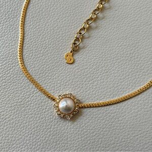 Christian Dior Pearl Gold Necklace